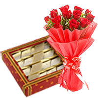 Send 0.5 Kg Kaju Barfi with Bunch of 12 Red Roses in India