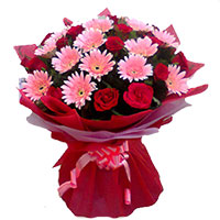Send Valentines Flowers in India