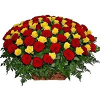 This Wedding Send Beautiful Red Yellow Roses Basket 100 Flowers in India for your Mother