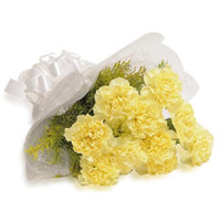 Send Diwali Flowers to Mumbai. Yellow Carnation Bouquet 10 Flowers to India Online