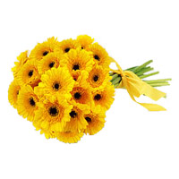 Send Diwali Flowers to Delhi. Buy Online Yellow Gerbera Bouquet 24 Flowers in India