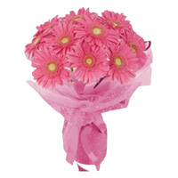 Send Diwali Flowers to Delhi. Pink Gerbera Bouquet 24 Flowers to India
