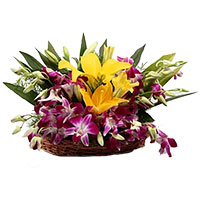 Send Rakhi Flowers in India